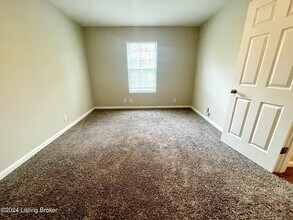 3546 Brockton Ln in Louisville, KY - Building Photo - Building Photo