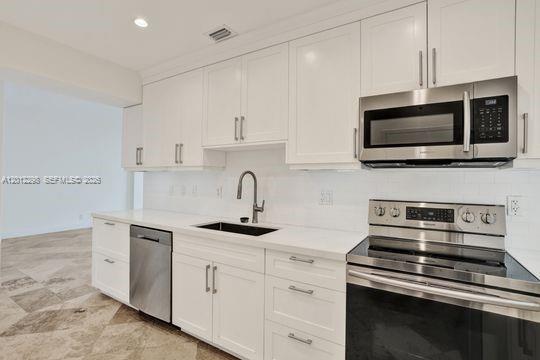 property at 90 Edgewater Dr