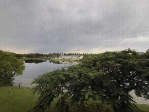 10700 NW 66th St, Unit 302 in Doral, FL - Building Photo - Building Photo