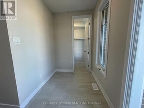 862 Henslow's Cir in Ottawa, ON - Building Photo - Building Photo