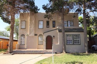 2203 20th St in Lubbock, TX - Building Photo