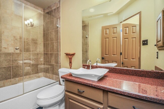 12906 Kingsbridge Ln