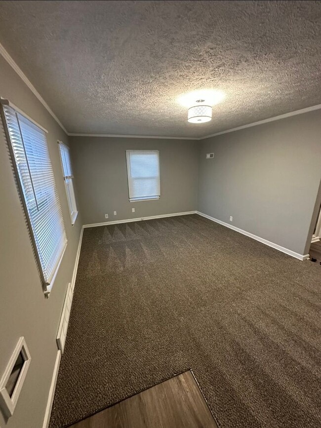 4240 Fowler Ave in Omaha, NE - Building Photo - Building Photo