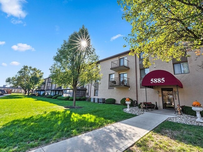 3967 Karl Rd, Unit 3967 Karl Road. Unit 221