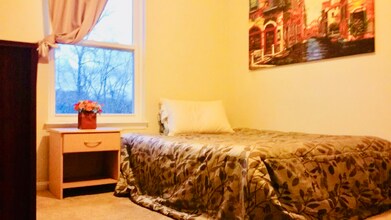 7820 Greenbrook Dr in Greenbelt, MD - Building Photo - Building Photo