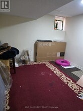 132 Mountainberry Rd in Brampton, ON - Building Photo - Building Photo
