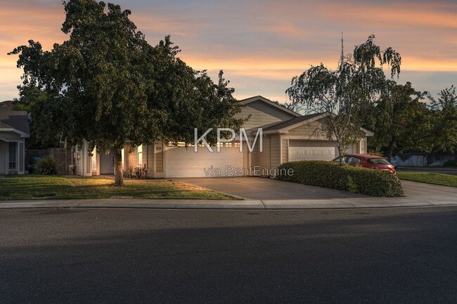 property at 1544 Emily Ct
