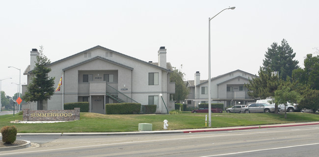 Summerwood Apartments in Antioch, CA - Building Photo - Building Photo