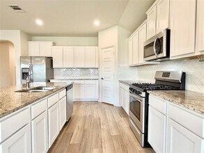 4016 Spur Trail Dr in Denton, TX - Building Photo - Building Photo