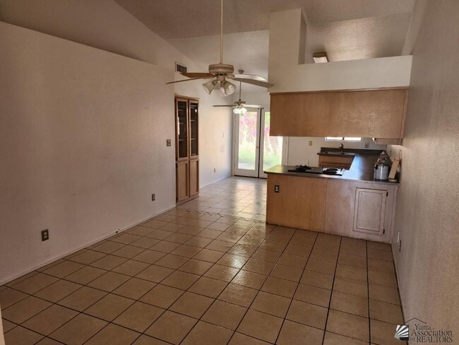 2222 E 27th Ln in Yuma, AZ - Building Photo - Building Photo