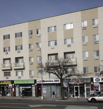 150-07 Nothern Blvd in Flushing, NY - Foto de edificio - Building Photo