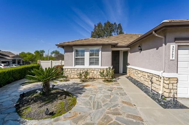 35797 Rosedown Ln in Wildomar, CA - Building Photo - Building Photo