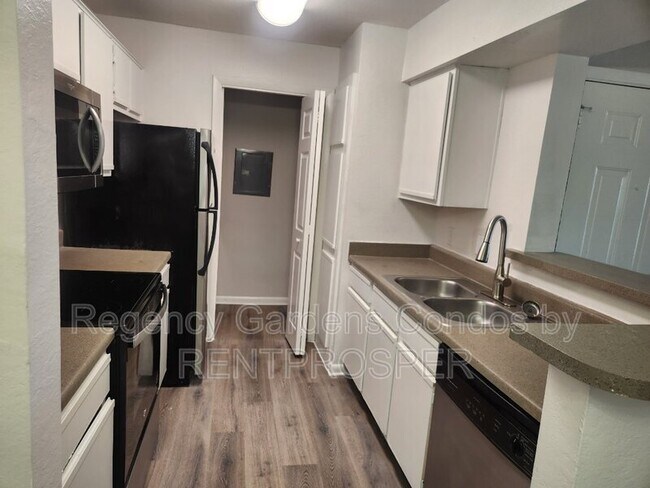 5533 Chrishire Way in Orlando, FL - Building Photo - Building Photo