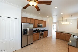 2769 Via Piazza Loop in Ft. Myers, FL - Building Photo - Building Photo