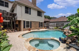 14207 Vista Mar Ln in Houston, TX - Building Photo - Building Photo