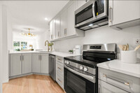 41 Gerry St, Unit B in Greenwich, CT - Building Photo - Building Photo