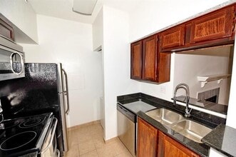 3701 Cedarplaza Ln in Dallas, TX - Building Photo - Building Photo