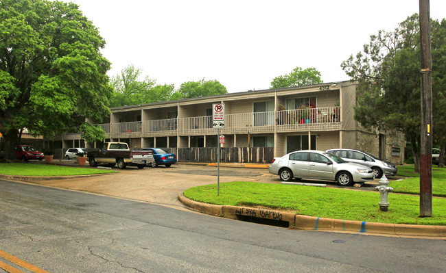 Patio on Speedway