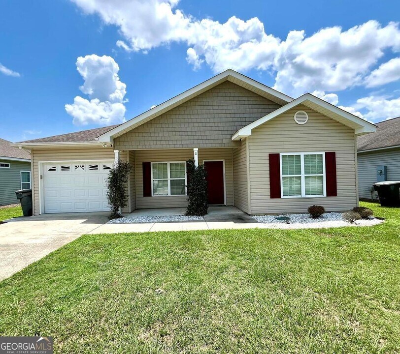 104 Cottage Loop in Dublin, GA - Building Photo