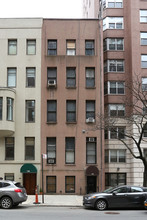 124 E 72nd St in New York, NY - Building Photo - Building Photo