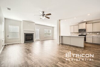 4228 May Apple Ln in Atlanta, GA - Building Photo - Building Photo