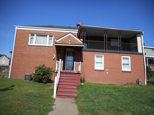 property at 318 Sheppard Ave