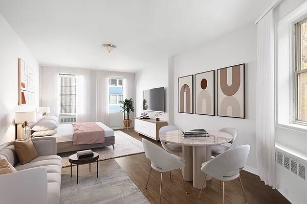 311 E 25th St, Unit E3 in New York, NY - Building Photo