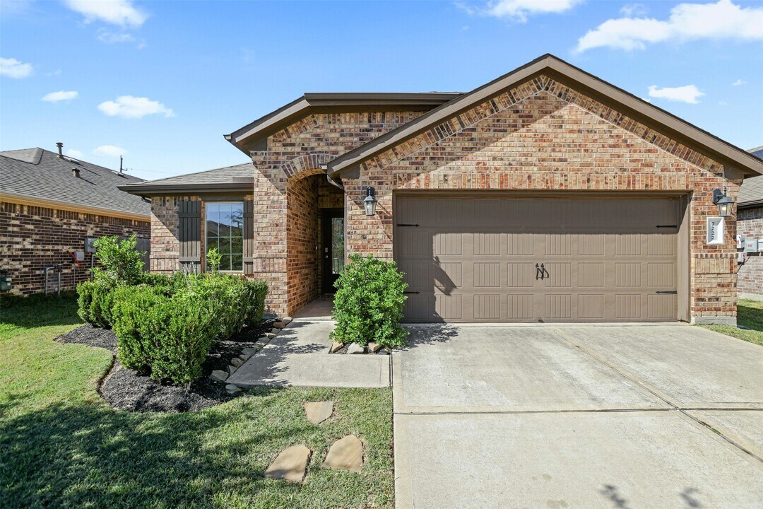 7222 Highland Chase Dr in Richmond, TX - Building Photo