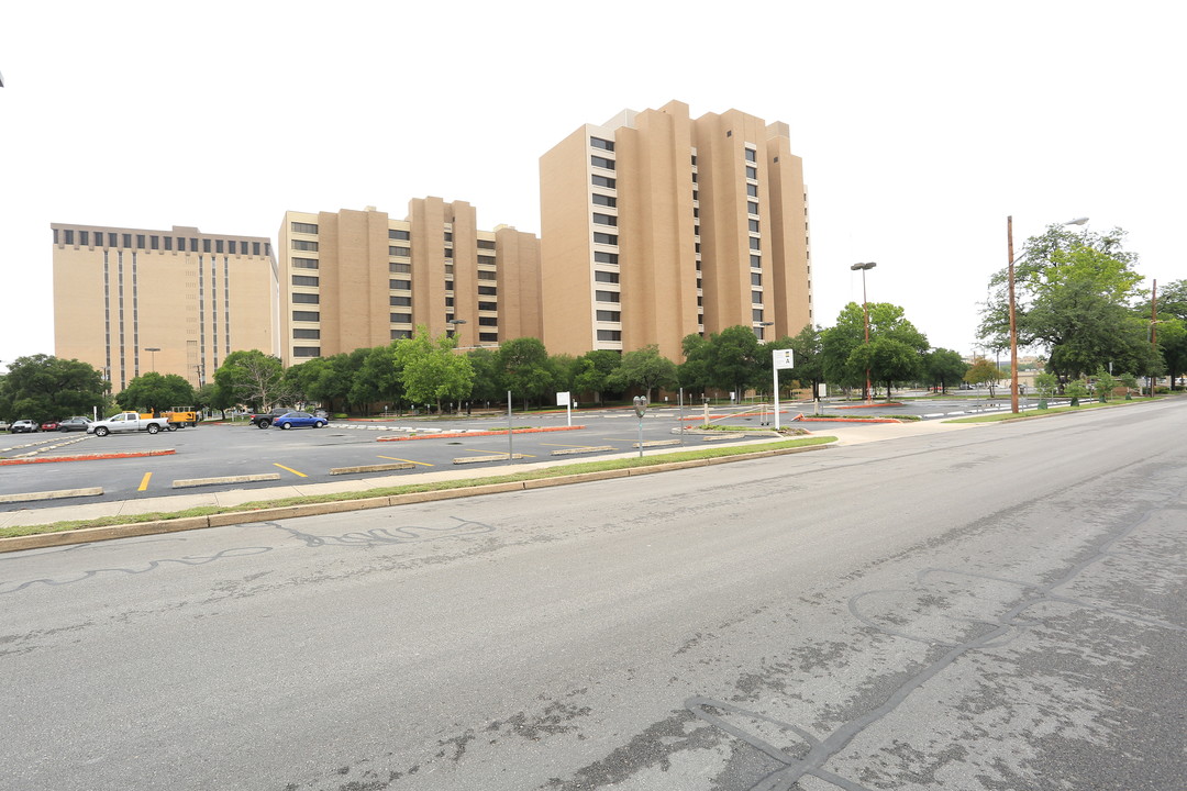 Texas Micro in San Antonio, TX - Foto de edificio