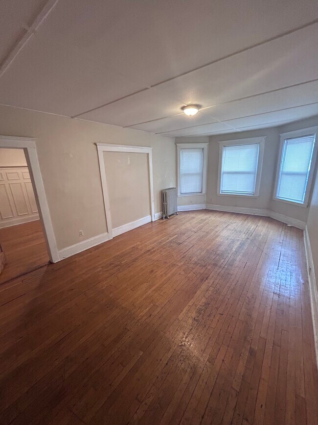 property at 192 Kelton St
