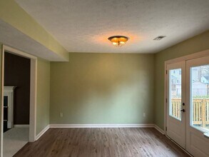 105 Pescara Ln in Newport News, VA - Building Photo - Building Photo