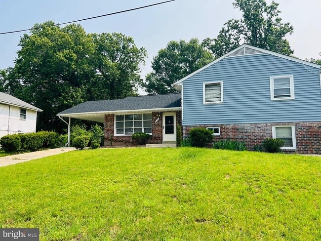 property at 412 Millwoof Dr