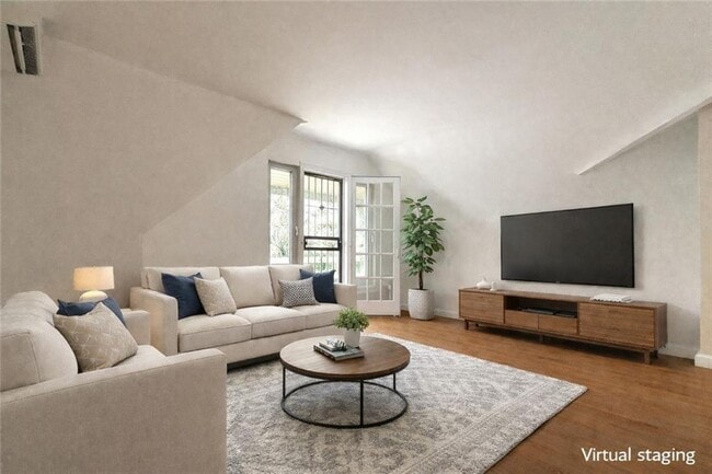 property at 28-16-28210 210th Pl