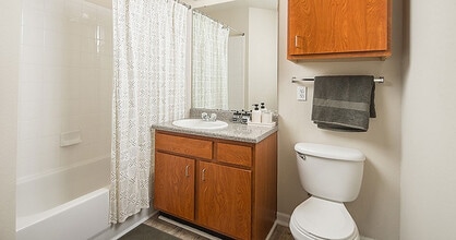 21 Oaks in Columbia, SC - Building Photo - Building Photo