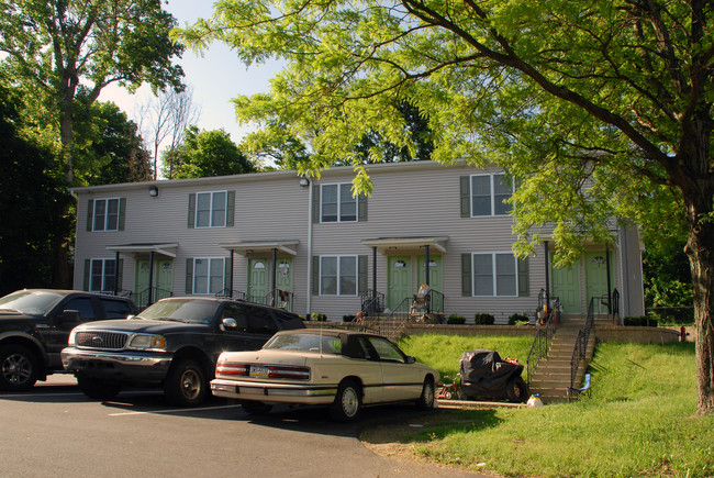 1136 E 4th St in Bethlehem, PA - Foto de edificio - Building Photo