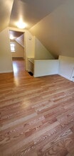 297 Tom Hunter Rd in Fort Lee, NJ - Building Photo - Building Photo