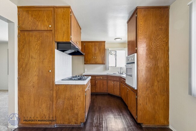 1010 Larch St.