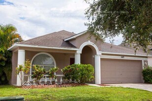 11477 Weston Course Loop in Riverview, FL - Building Photo