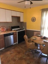 20445 Kentucky St in Detroit, MI - Building Photo - Building Photo