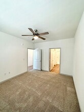 2001 Plateau Vista Blvd in Round Rock, TX - Foto de edificio - Building Photo