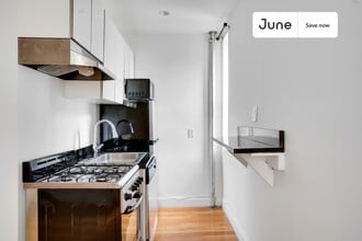 20 Avenue A Ave in New York, NY - Building Photo - Building Photo