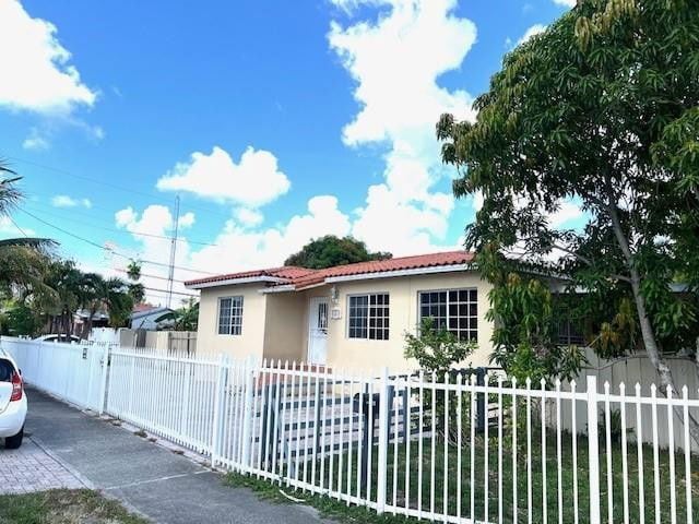 500 SW 51st Ave in Coral Gables, FL - Building Photo