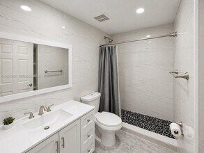 7178 Southgate Blvd in Tamarac, FL - Building Photo - Building Photo