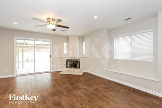 1800 Navajo Lake Way in Las Vegas, NV - Building Photo - Building Photo