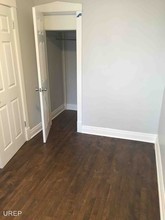 1655 W Irving Park Rd in Chicago, IL - Building Photo - Building Photo
