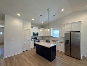 1432 W May Ave in Gastonia, NC - Building Photo - Building Photo