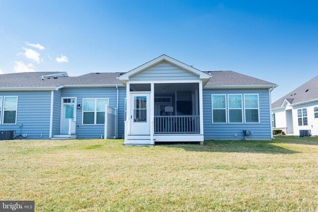 property at 858 Moorings Cir