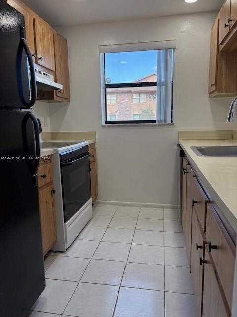 property at 10057 Winding Lake Rd