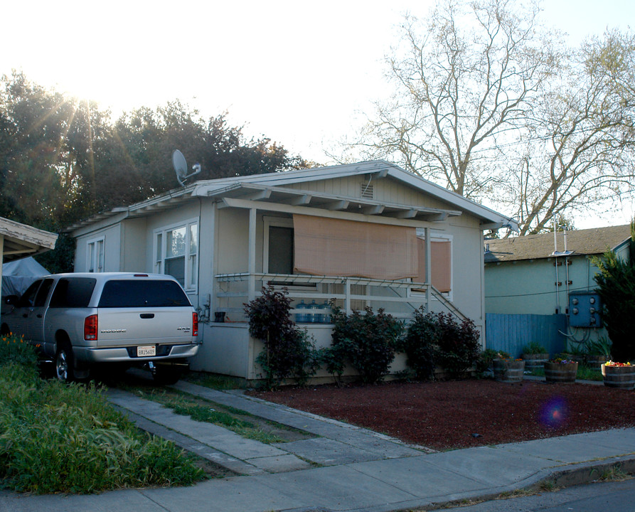 Ripley Garden Apartments in Santa Rosa, CA - Building Photo