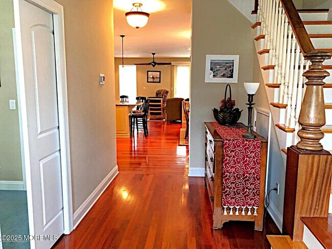 96 Atlantic Ave in Long Branch, NJ - Building Photo - Building Photo
